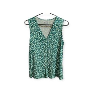 Croft & Barrow Green and White Floral Blouse